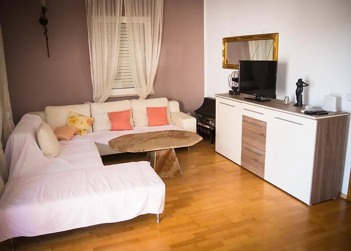 Take It Easy Apartment Slatine